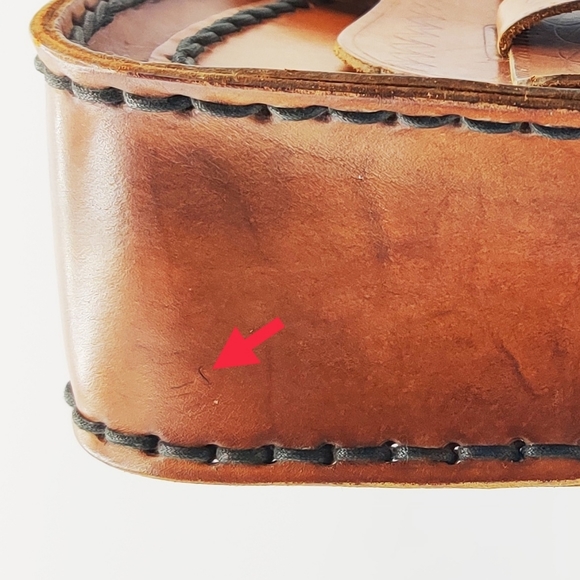 Vintage Hand Tooled Bag - Picture 6 of 9